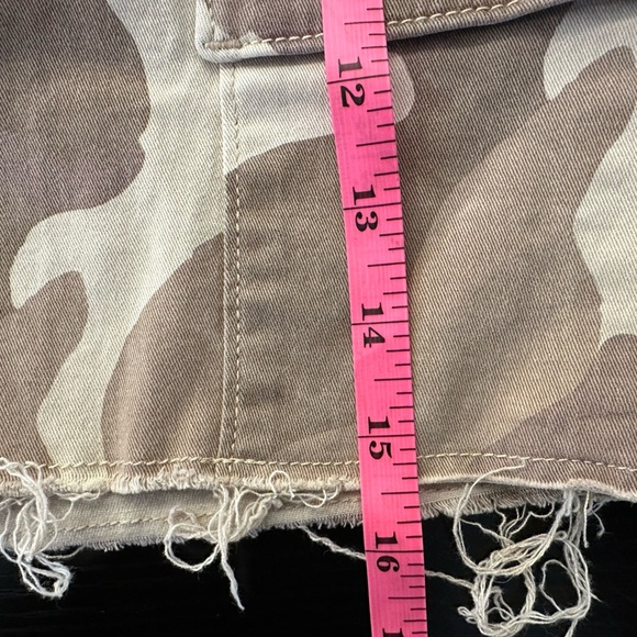 Hollister Tan Camouflage Skirt - Picture 4 of 8